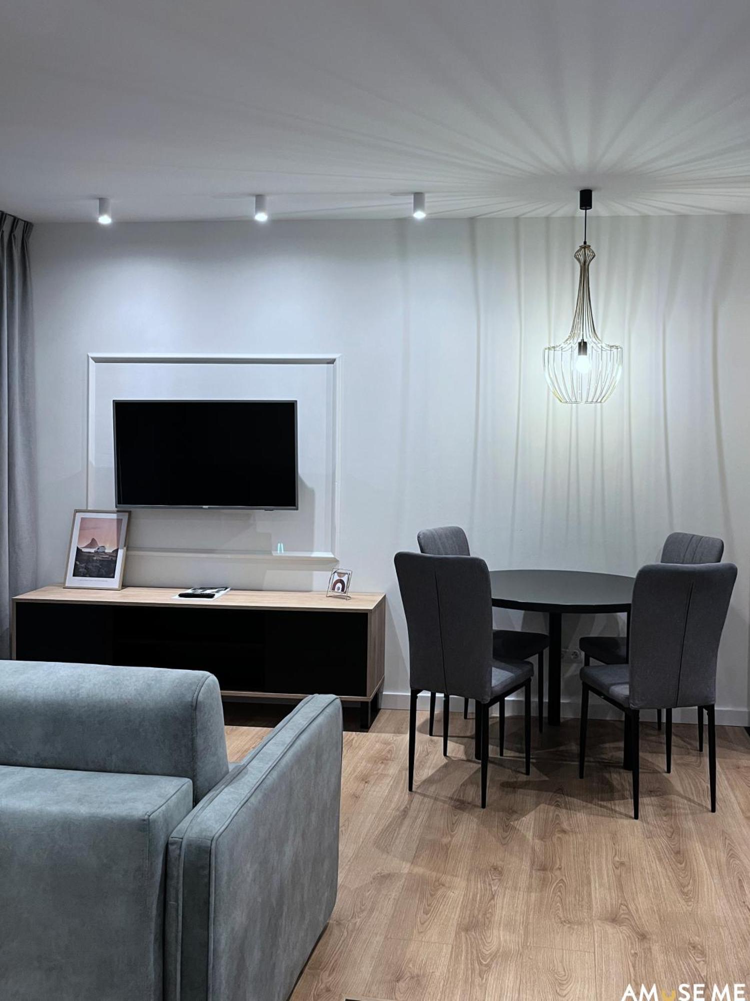 Amuse Me Aparthotel เคียลเซ ภายนอก รูปภาพ