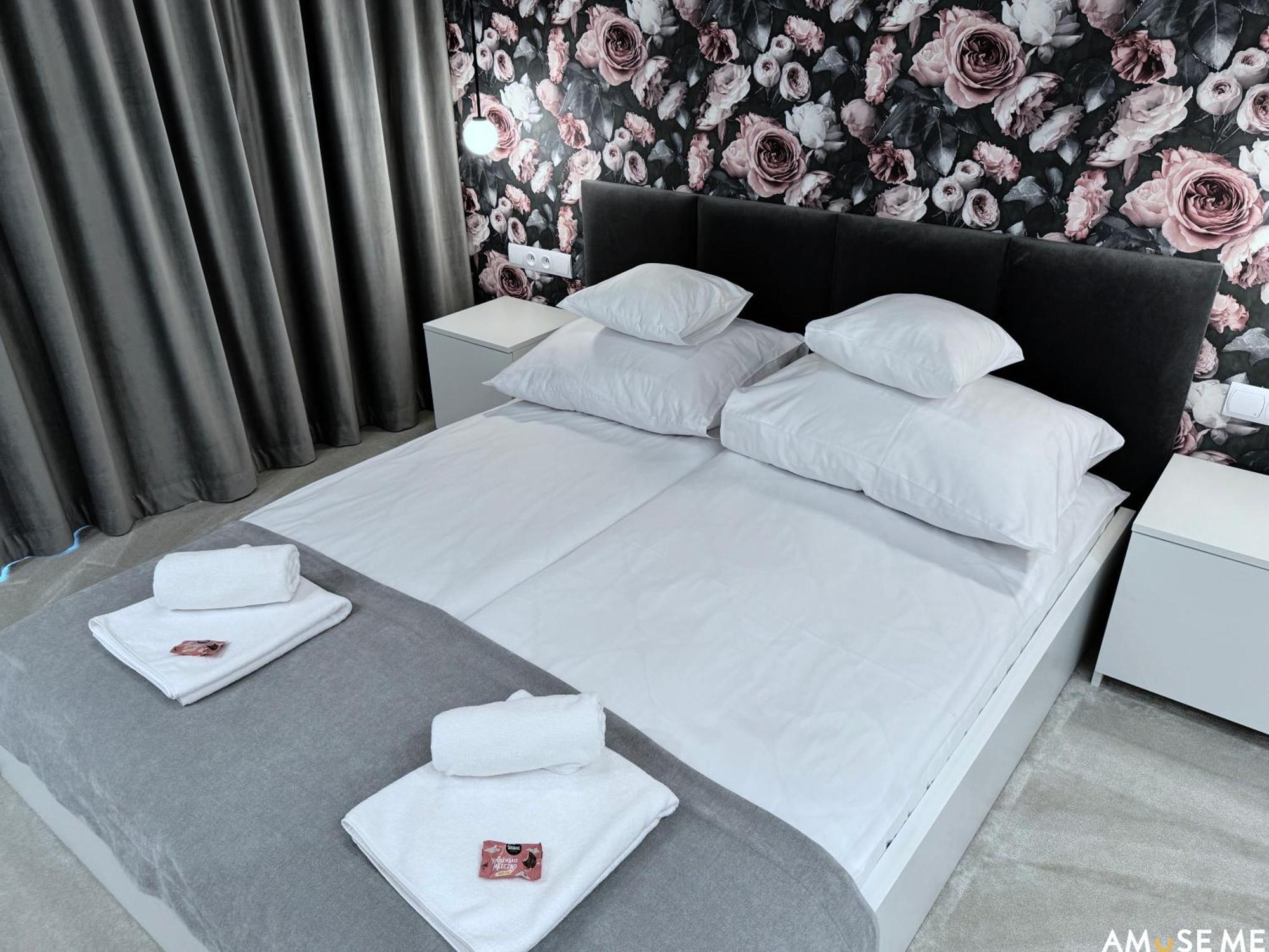 Amuse Me Aparthotel เคียลเซ ภายนอก รูปภาพ